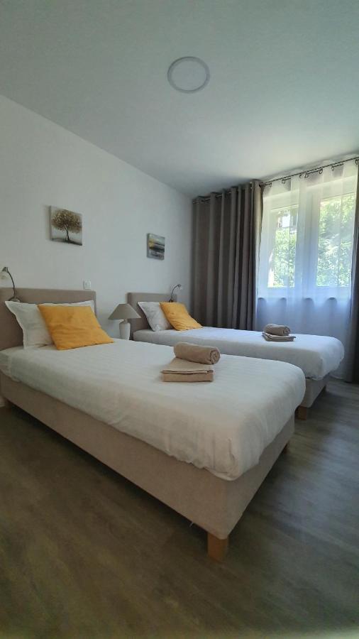 Divine View Apartma Njivice Exteriér fotografie