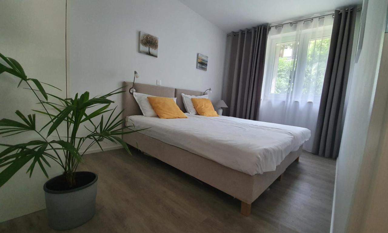 Divine View Apartma Njivice Exteriér fotografie